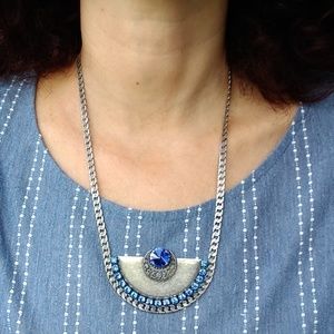 Sapphire Blue SWAROVSKI/Silver Oxide NECKLACE